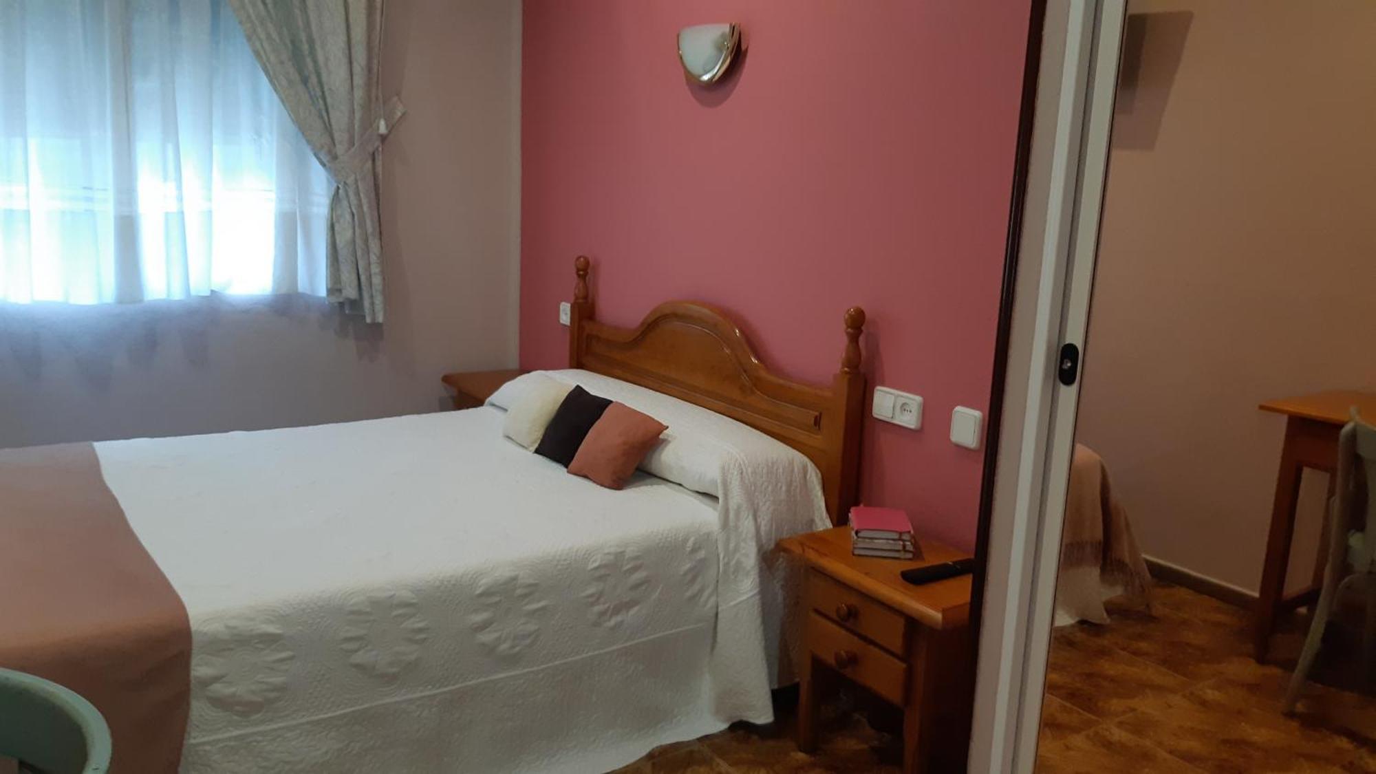 Hostal Pachin Mieres  Zewnętrze zdjęcie