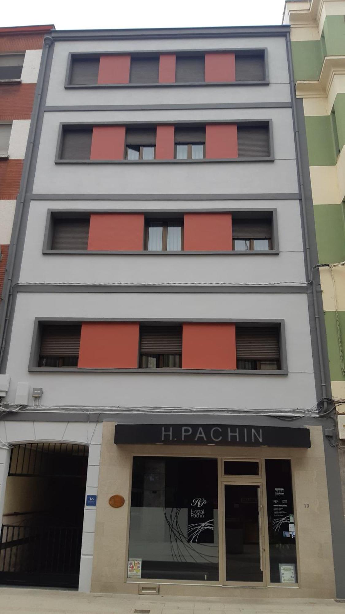 Hostal Pachin Mieres  Zewnętrze zdjęcie
