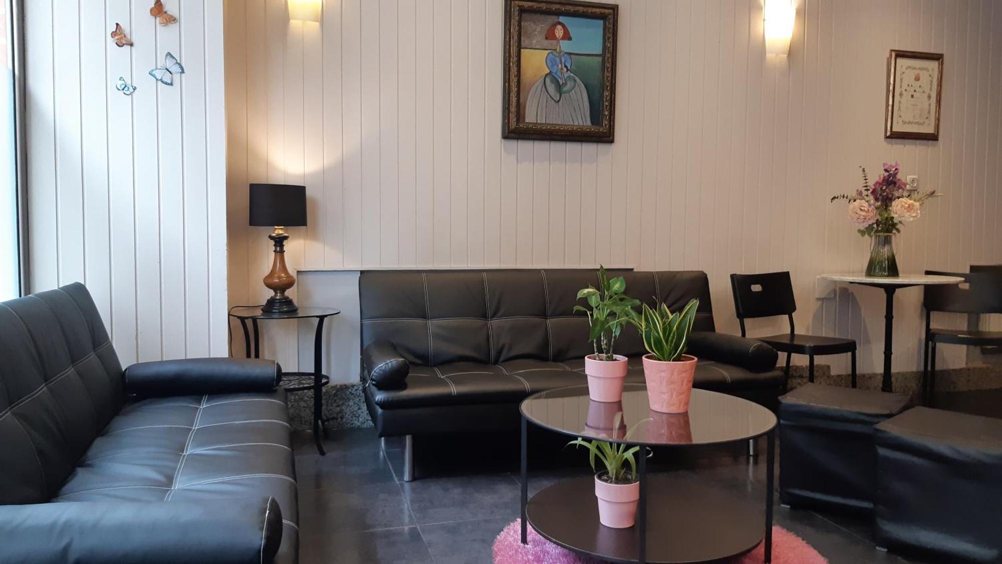 Hostal Pachin Mieres  Zewnętrze zdjęcie